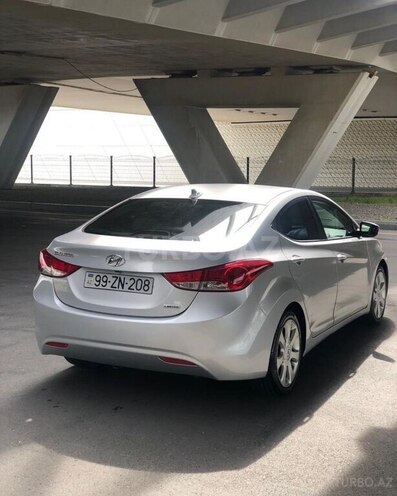 Hyundai Elantra 2011, 127,000 km - 1.8 l - Qəbələ