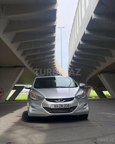 Hyundai Elantra 2011, 127,000 km - 1.8 l - Qəbələ