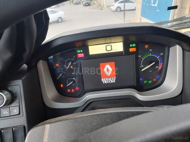 Renault Premium 420