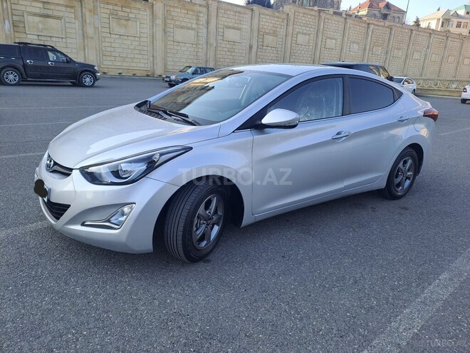 Hyundai Elantra 2015, 127,971 km - 1.6 l - Bakı