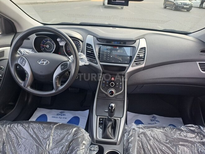 Hyundai Elantra 2015, 127,971 km - 1.6 l - Bakı