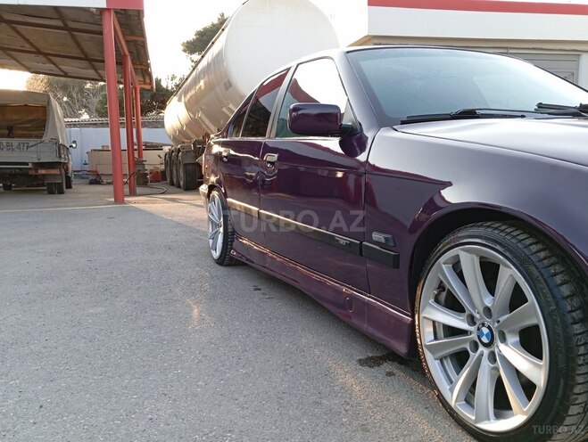 BMW 320 1995, 324,560 km - 2.0 l - Sumqayıt