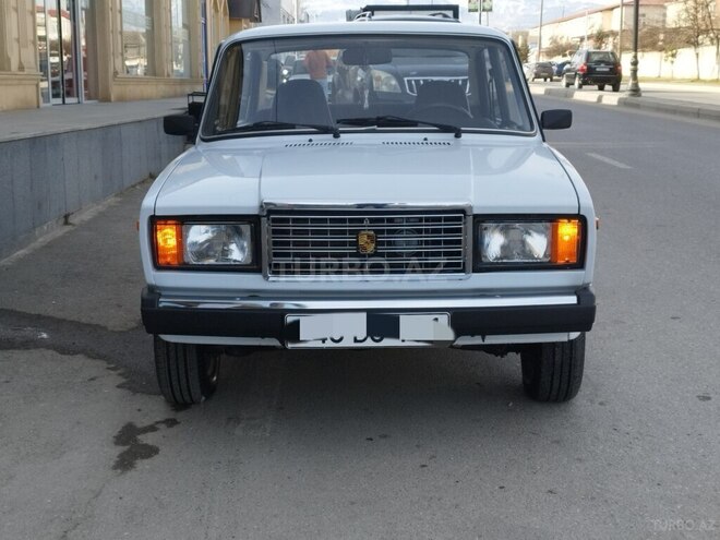 LADA (VAZ) 2107 2007, 136,000 km - 1.6 l - Quba