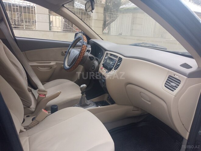 Kia Rio 2008, 256,000 km - 1.4 л - Bakı