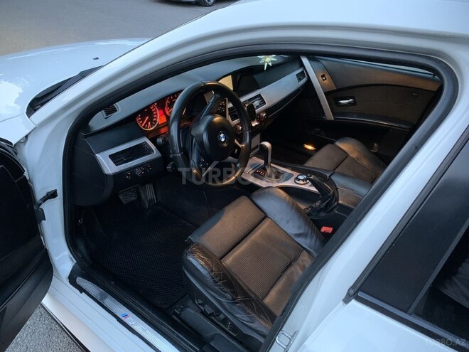 BMW 525 2004, 428,000 km - 2.5 l - Bakı
