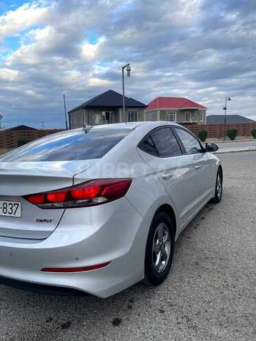Hyundai Elantra 2016, 160,000 km - 1.6 l - Şəmkir