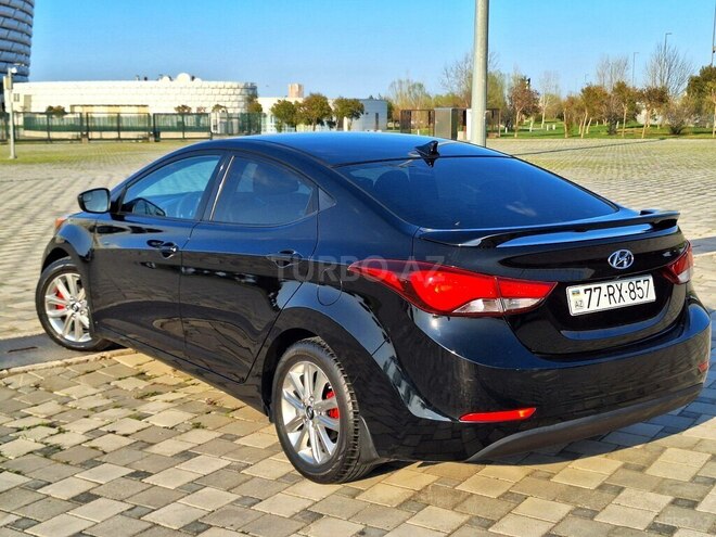 Hyundai Elantra 2015, 70,000 km - 1.8 l - Bakı