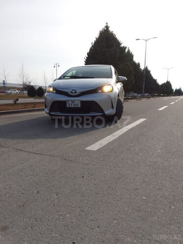 Toyota Vitz 2015, 78,755 km - 1.3 л - Sumqayıt