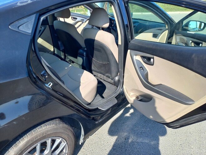 Hyundai Elantra 2014, 215,000 km - 1.8 л - Bakı