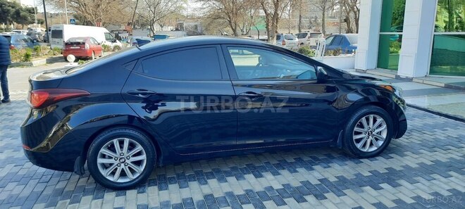 Hyundai Elantra 2015, 71,000 km - 1.8 л - Bakı