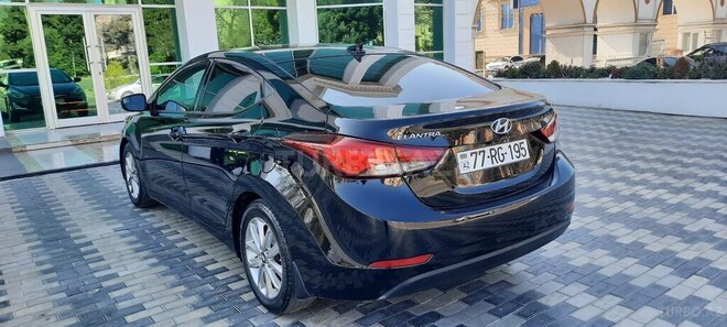 Hyundai Elantra 2015, 71,000 km - 1.8 л - Bakı