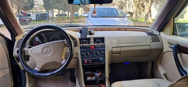 Mercedes C 230 1999, 350,000 km - 2.3 l - Sumqayıt