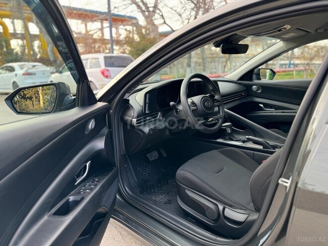 Hyundai Elantra 2022, 48,586 km - 1.6 л - Bakı