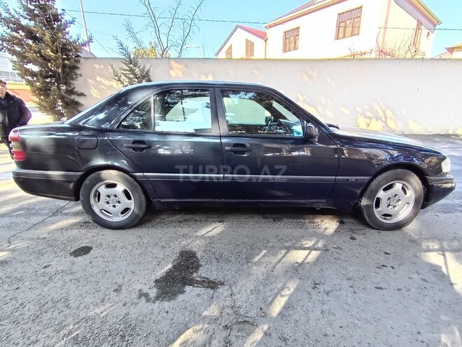 Mercedes C 180 1997, 223,564 km - 1.8 l - Bakı