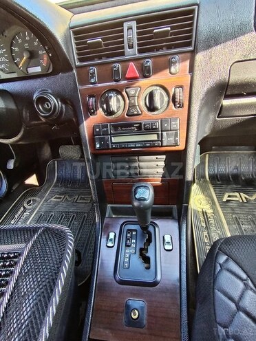 Mercedes C 180 1997, 223,564 km - 1.8 l - Bakı