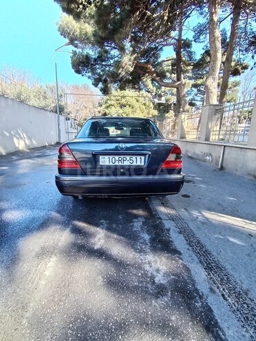 Mercedes C 180 1997, 223,564 km - 1.8 l - Bakı