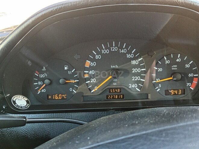 Mercedes C 180 1997, 223,564 km - 1.8 l - Bakı