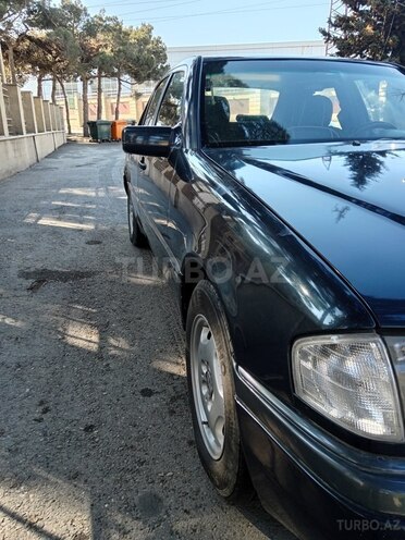 Mercedes C 180 1997, 223,564 km - 1.8 l - Bakı
