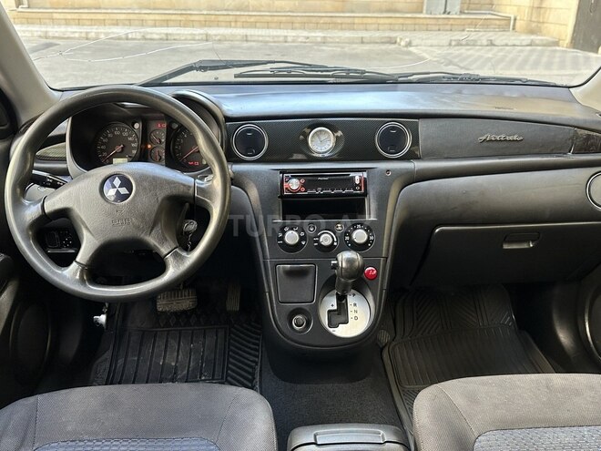 Mitsubishi Airtrek 2004, 264,000 km - 2.0 l - Bakı