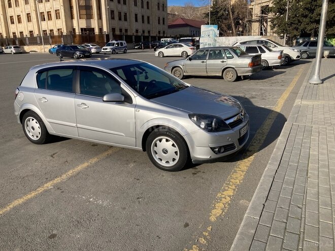 Opel Astra 2005, 199,805 km - 1.8 l - Mingəçevir