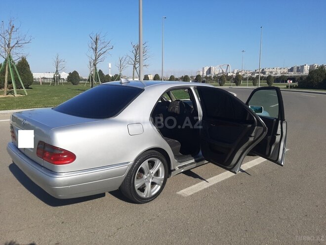 Mercedes E 300 1999, 117,000 km - 3.0 l - Bakı