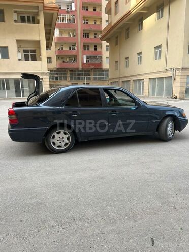 Mercedes C 180 1997, 324,260 km - 1.8 л - Bakı