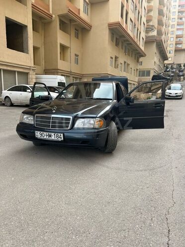 Mercedes C 180 1997, 324,260 km - 1.8 л - Bakı