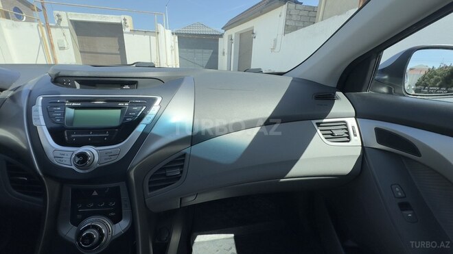 Hyundai Elantra 2011, 262,936 km - 1.8 l - Bakı