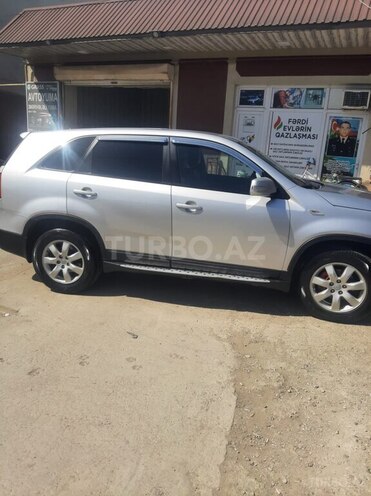 Kia Sorento 2011, 284,000 km - 2.0 l - Bakı