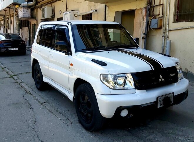 Mitsubishi Pajero io 2000, 150,000 km - 2.0 l - Bakı