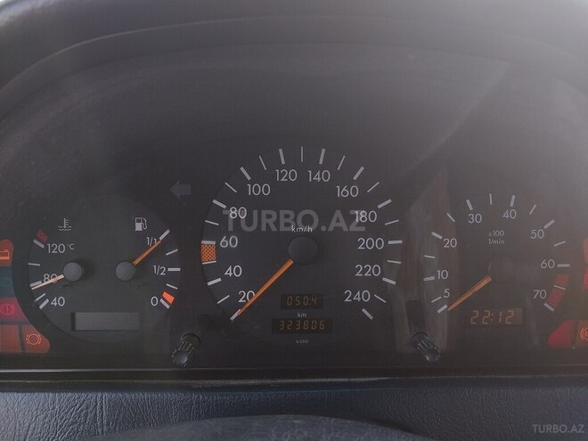 Mercedes C 180 1994, 323,806 km - 1.8 l - Bakı