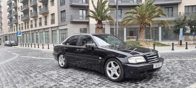 Mercedes C 180 1998, 242,123 km - 1.8 l - Bakı