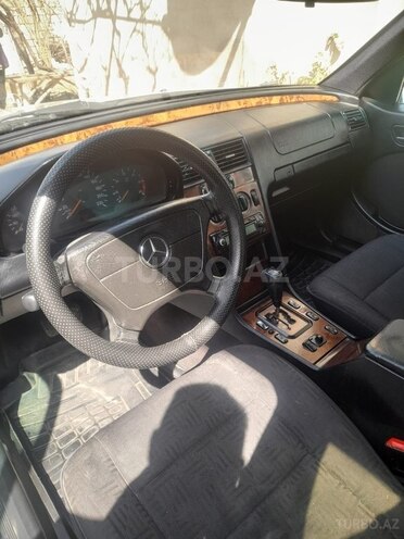 Mercedes C 220 1999, 610,000 km - 2.2 l - Bakı