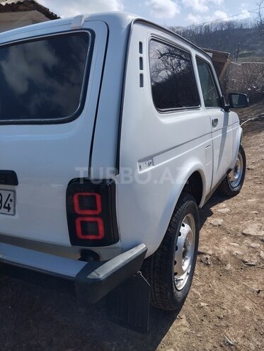 LADA (VAZ) Niva 2009, 138,000 km - 1.7 l - Yardımlı