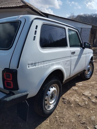 LADA (VAZ) Niva 2009, 138,000 km - 1.7 l - Yardımlı