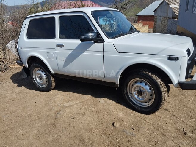 LADA (VAZ) Niva 2009, 138,000 km - 1.7 l - Yardımlı