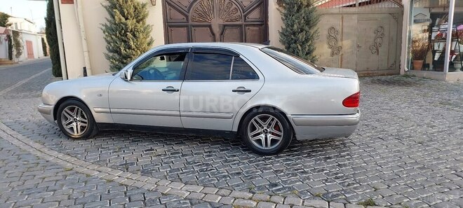 Mercedes E 290 1998, 321,456 km - 2.9 l - Bakı