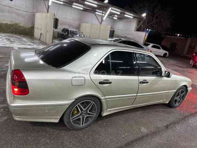 Mercedes C 200 1994, 333,000 km - 2.0 л - Bakı