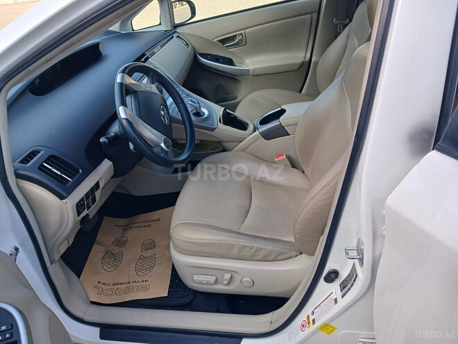 Toyota Prius 2014, 99,700 km - 1.8 л - Bakı