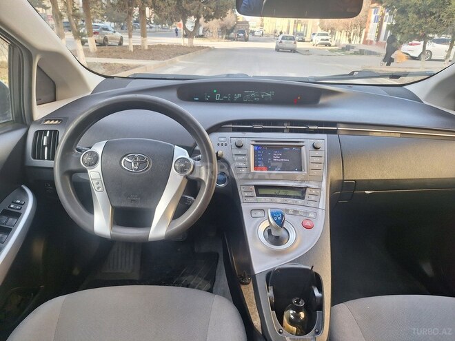 Toyota Prius 2015, 102,564 km - 1.8 л - Xırdalan