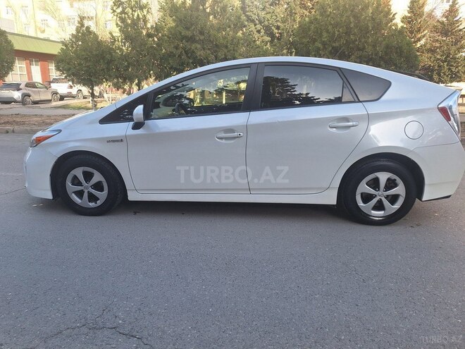 Toyota Prius 2015, 102,564 km - 1.8 л - Xırdalan