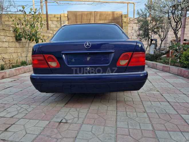 Mercedes E 240 1998, 378,000 km - 2.4 l - Sumqayıt