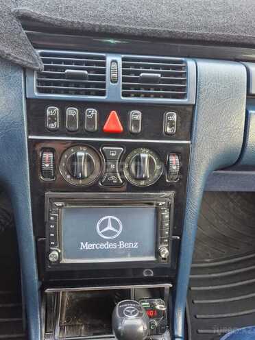 Mercedes E 240 1998, 378,000 km - 2.4 l - Sumqayıt