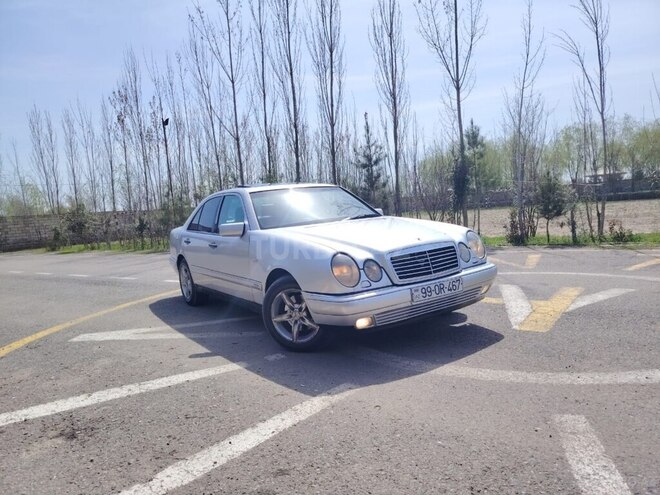 Mercedes E 320 1996, 360,000 km - 3.2 l - Saatlı