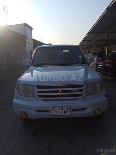 Mitsubishi Pajero io 2001, 312,000 km - 2.0 l - Bakı