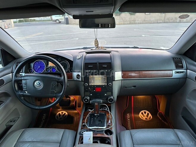 Volkswagen Touareg 2004, 294,112 km - 3.2 l - Bakı