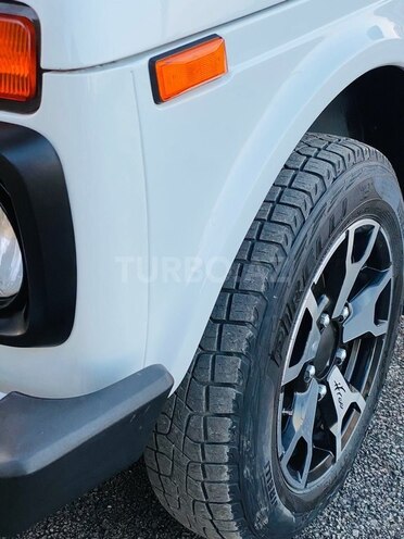 LADA (VAZ) Niva 2021, 41,000 km - 1.7 л - Gəncə