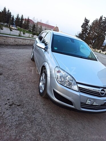 Opel Astra 2008, 227,900 km - 1.4 l - Cəlilabad