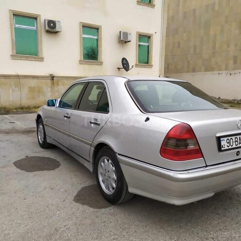 Mercedes C 200 1996, 421,852 km - 2.0 л - Balakən