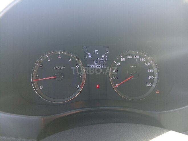 Hyundai Accent 2011, 253,000 km - 1.4 l - Bakı